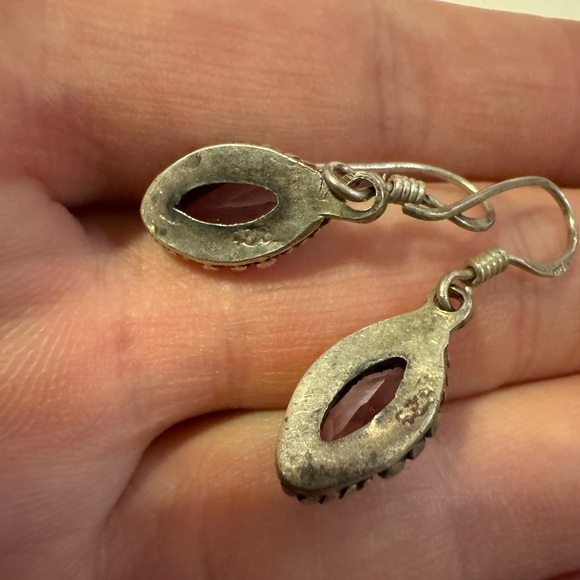 Elegant Sterling Silver and Purple Amethyst vintage Earrings